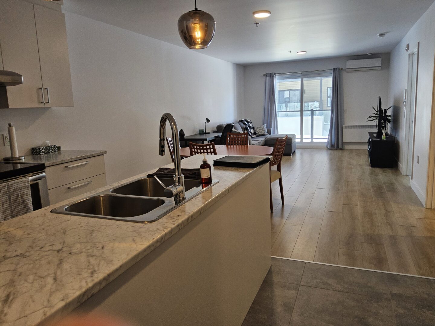 6880 Boulevard des Forges, Trois-Rivières, QC G8Y 0K6 — photo 2